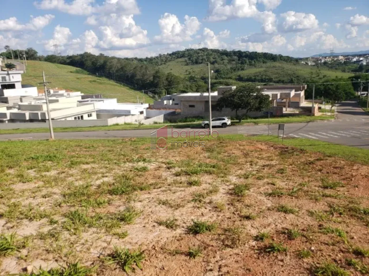 TERRENO À VENDA NO CONDOMÍNIO RESERVA SANTA ISABEL II – LOUVEIRA/SP