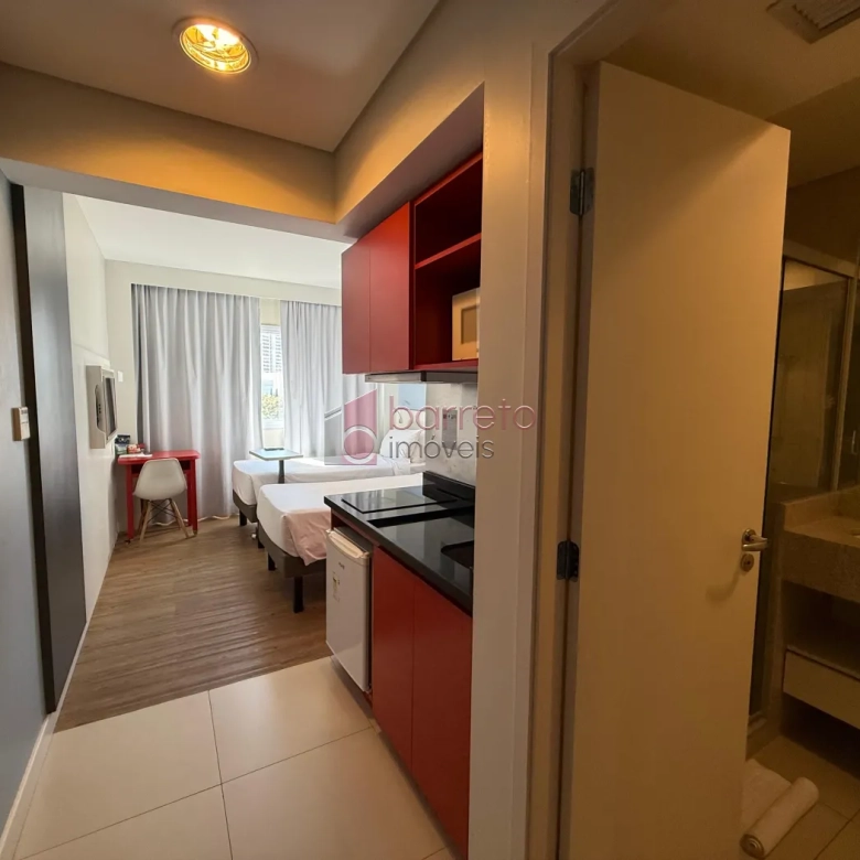 FLAT À VENDA NO MERCURE HOTEL – JUNDIAÍ/SP