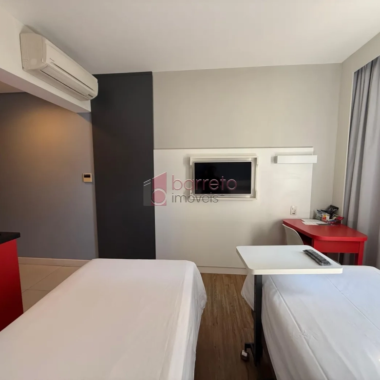 FLAT À VENDA NO MERCURE HOTEL – JUNDIAÍ/SP
