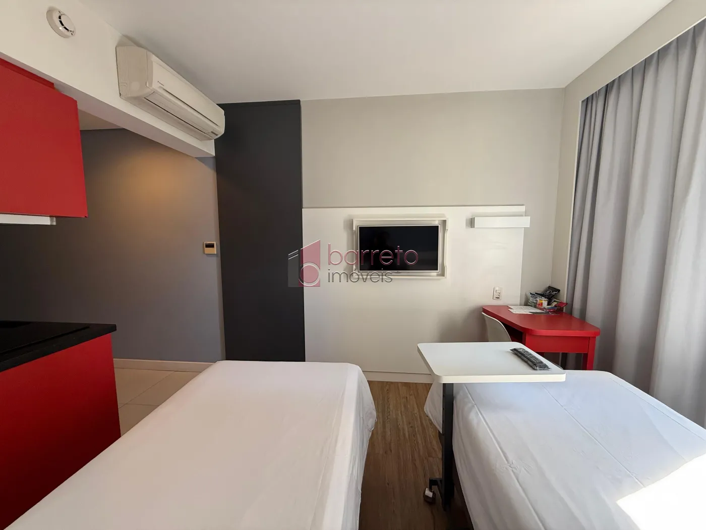 FLAT À VENDA NO MERCURE HOTEL – JUNDIAÍ/SP