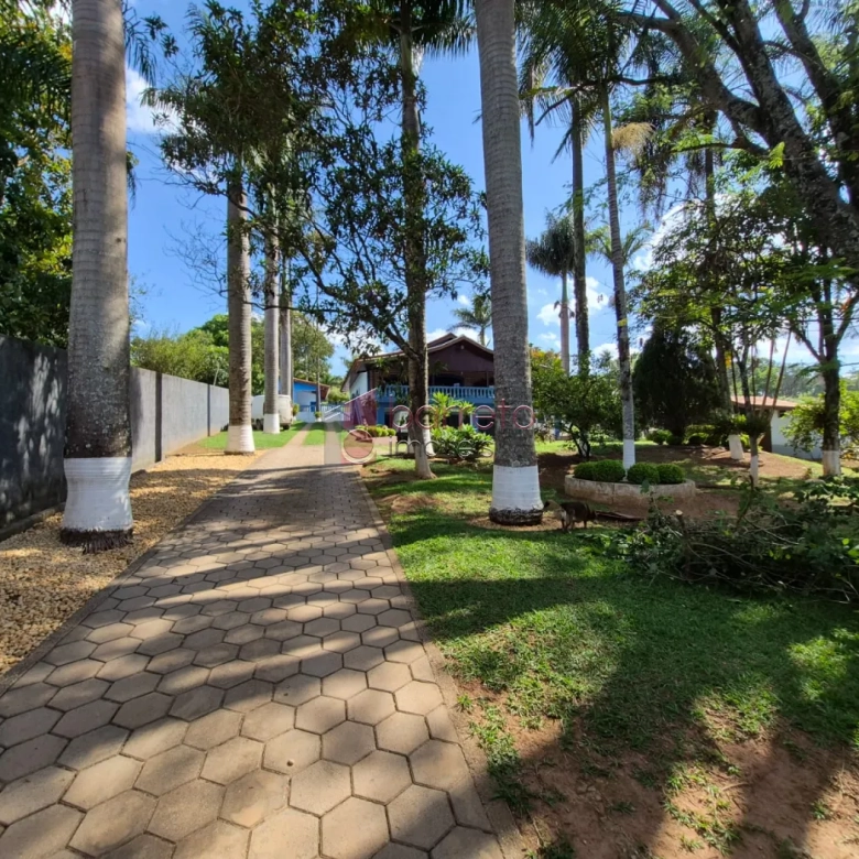CHÁCARA COM 2.610 M² À VENDA NO LOTEAMENTO IARA EM ATIBAIA/SP