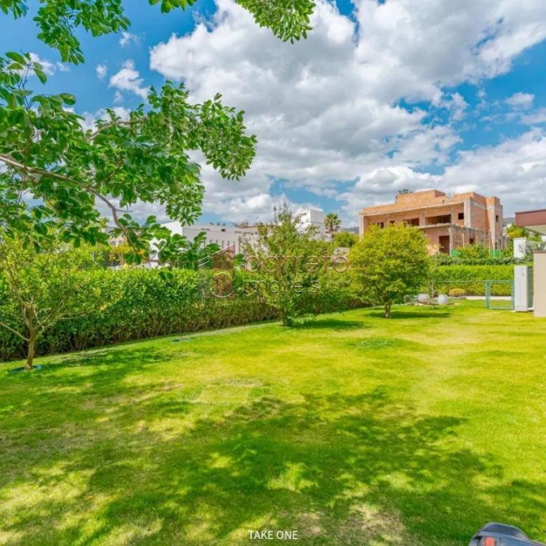 CASA TÉRREA À VENDA NO CONDOMÍNIO PORTAL JAPY GOLF CLUB EM CABREÚVA/SP
