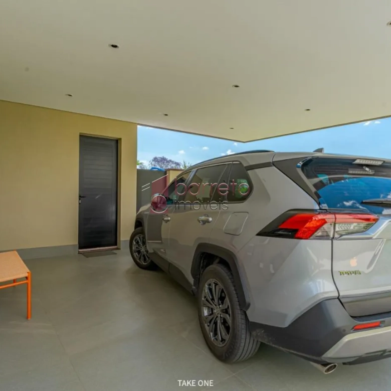 CASA TÉRREA À VENDA NO CONDOMÍNIO PORTAL JAPY GOLF CLUB EM CABREÚVA/SP
