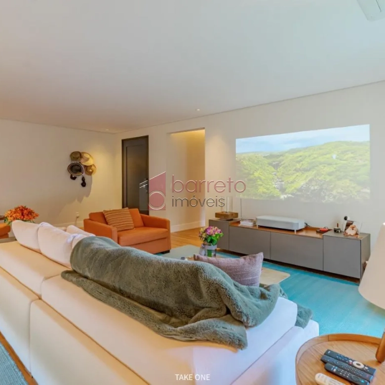 CASA TÉRREA À VENDA NO CONDOMÍNIO PORTAL JAPY GOLF CLUB EM CABREÚVA/SP