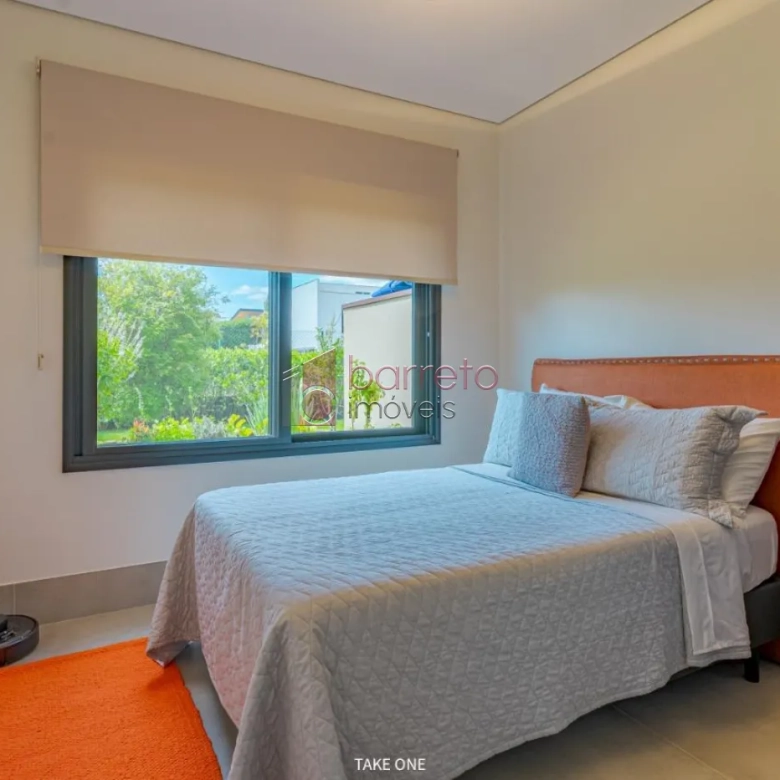 CASA TÉRREA À VENDA NO CONDOMÍNIO PORTAL JAPY GOLF CLUB EM CABREÚVA/SP