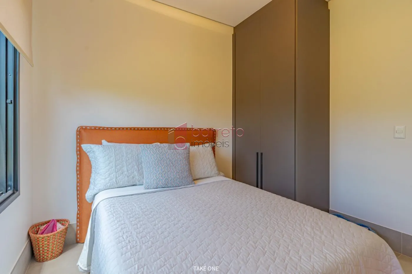 CASA TÉRREA À VENDA NO CONDOMÍNIO PORTAL JAPY GOLF CLUB EM CABREÚVA/SP