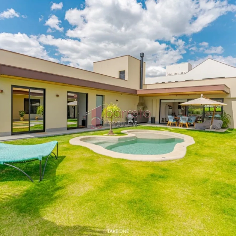 CASA TÉRREA À VENDA NO CONDOMÍNIO PORTAL JAPY GOLF CLUB EM CABREÚVA/SP