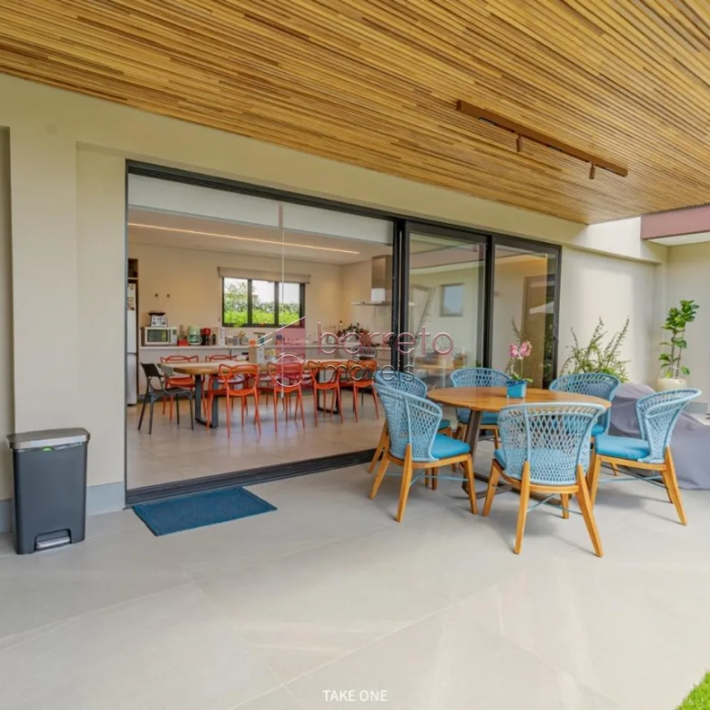 CASA TÉRREA À VENDA NO CONDOMÍNIO PORTAL JAPY GOLF CLUB EM CABREÚVA/SP