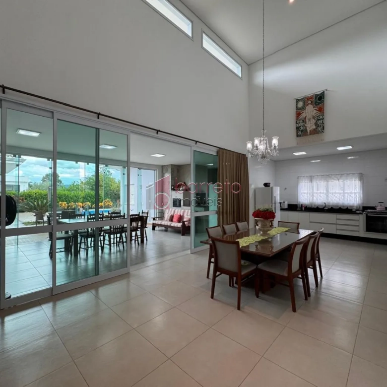 CASA TÉRREA À VENDA NO CONDOMÍNIO HARAS PINDORAMA – CABREÚVA/SP
