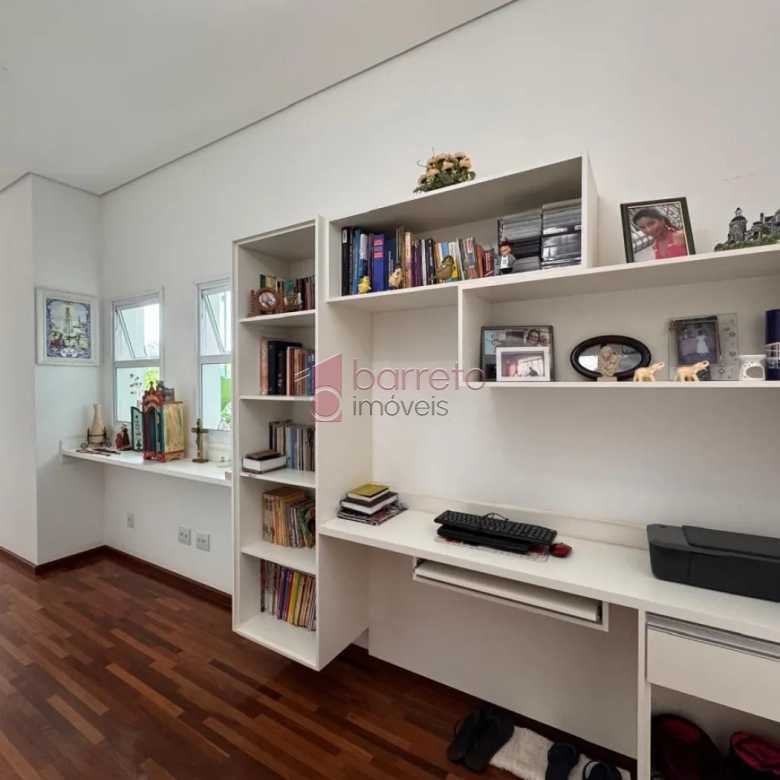 CASA TÉRREA À VENDA NO CONDOMÍNIO HARAS PINDORAMA – CABREÚVA/SP