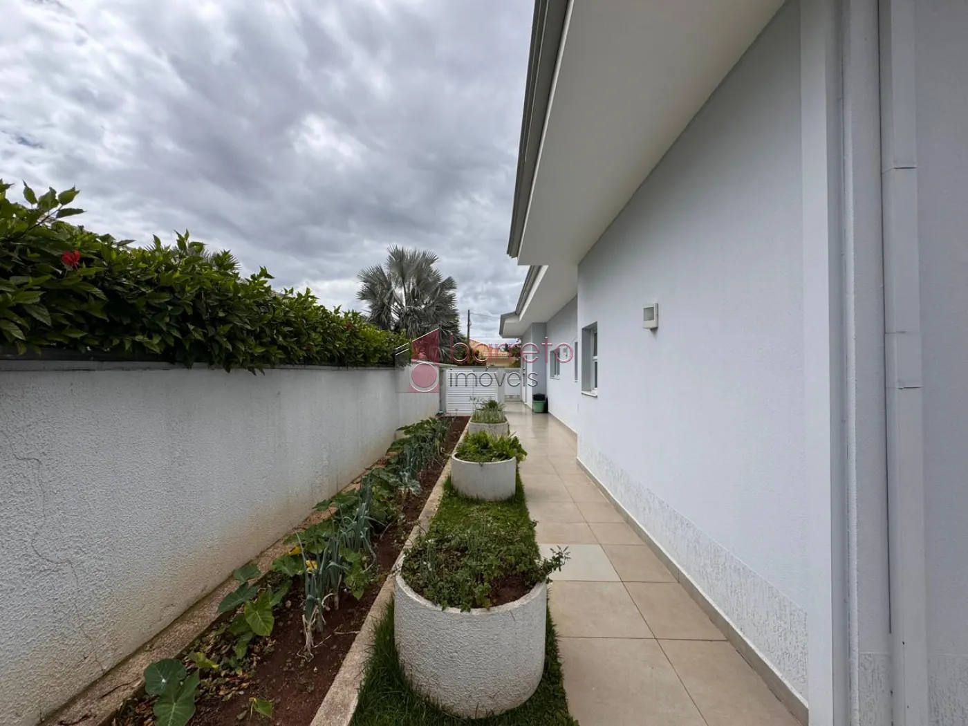 CASA TÉRREA À VENDA NO CONDOMÍNIO HARAS PINDORAMA – CABREÚVA/SP