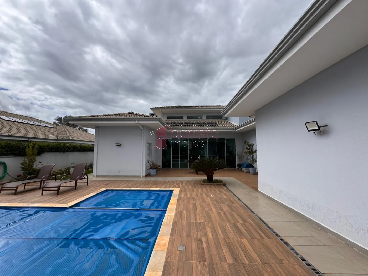 CASA TÉRREA À VENDA NO CONDOMÍNIO HARAS PINDORAMA – CABREÚVA/SP