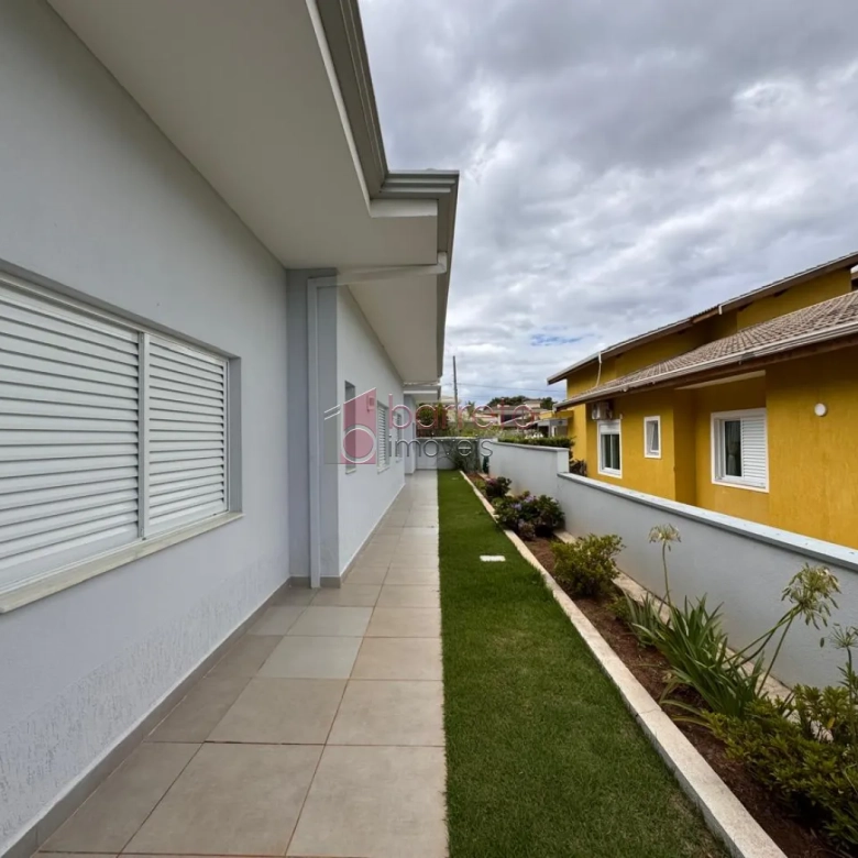 CASA TÉRREA À VENDA NO CONDOMÍNIO HARAS PINDORAMA – CABREÚVA/SP