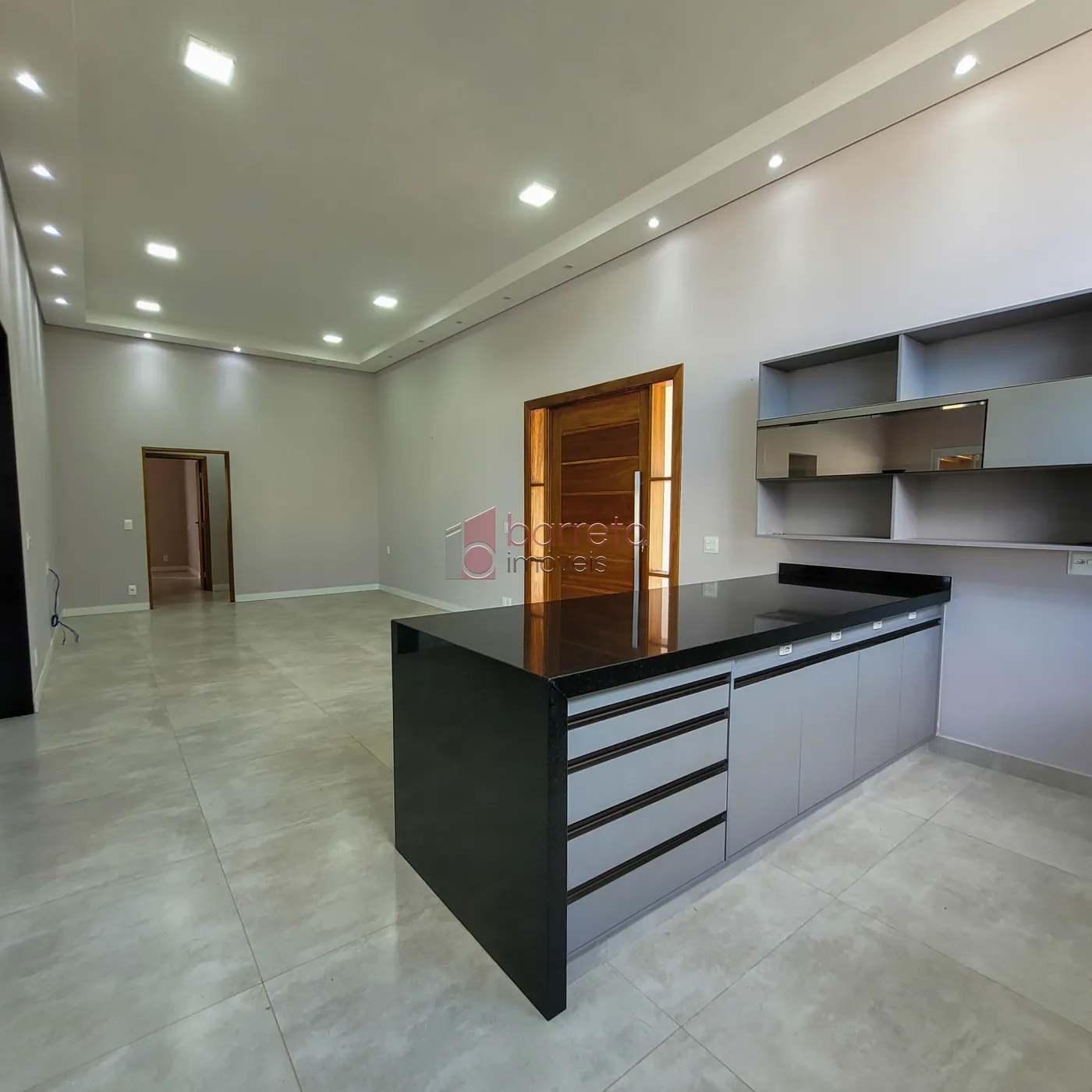 CASA PARA LOCAÇÃO OU VENDA NO CONDOMÍNIO HARAS PINDORAMA – CABREÚVA/SP