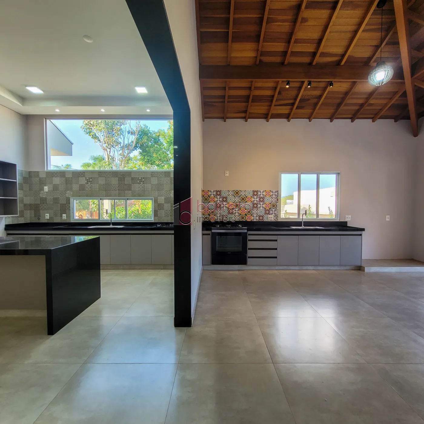 CASA PARA LOCAÇÃO OU VENDA NO CONDOMÍNIO HARAS PINDORAMA – CABREÚVA/SP