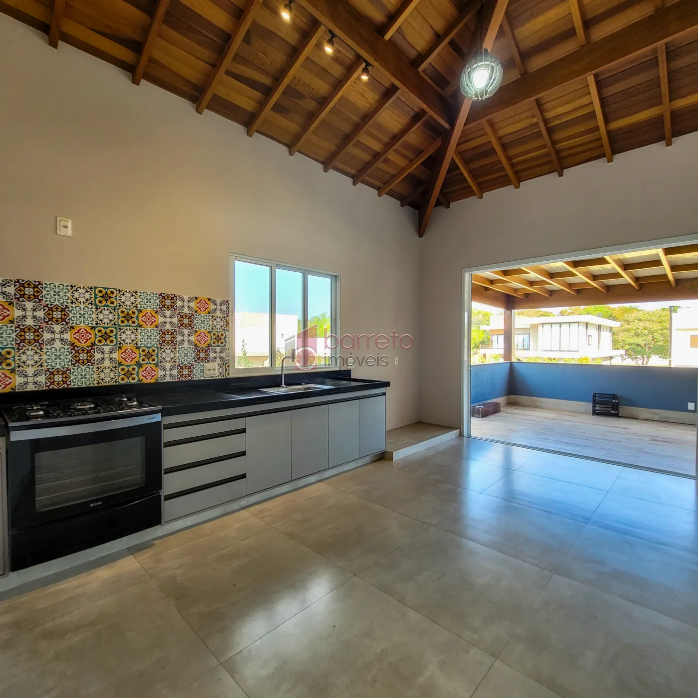 CASA PARA LOCAÇÃO OU VENDA NO CONDOMÍNIO HARAS PINDORAMA – CABREÚVA/SP