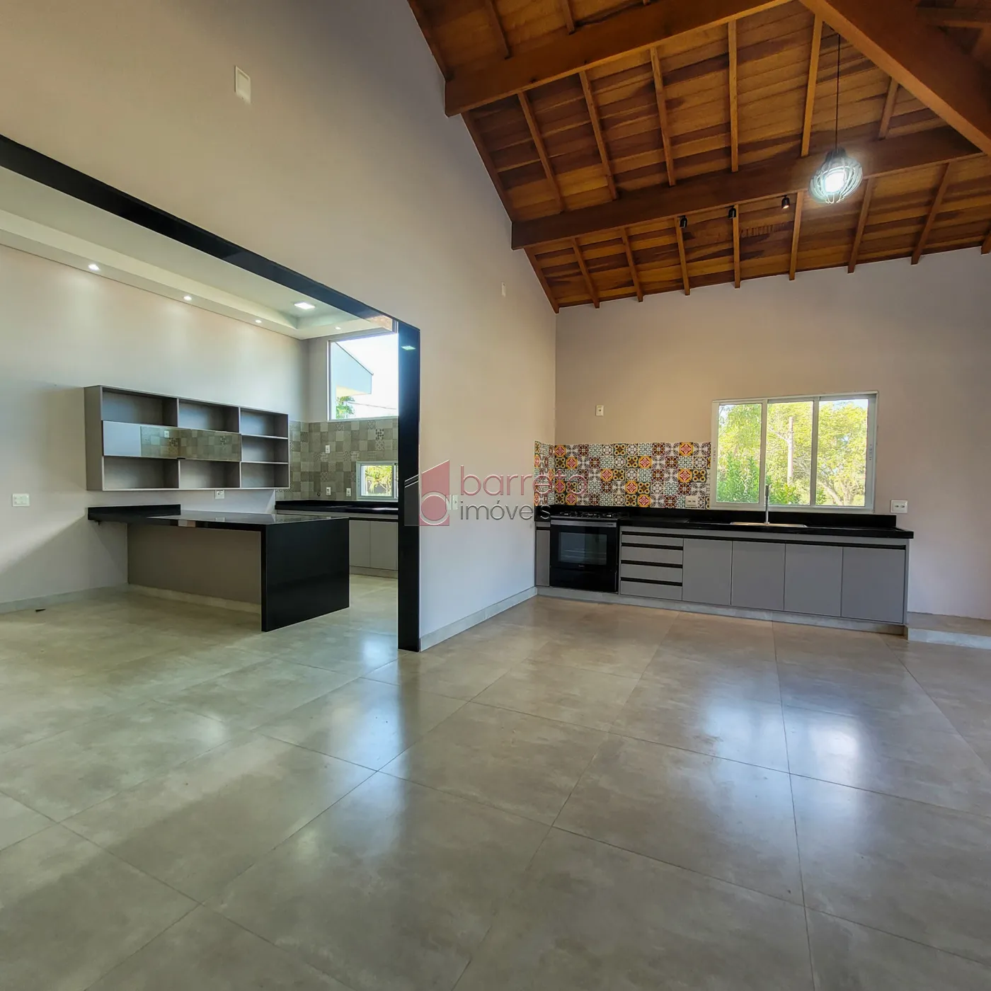 CASA PARA LOCAÇÃO OU VENDA NO CONDOMÍNIO HARAS PINDORAMA – CABREÚVA/SP