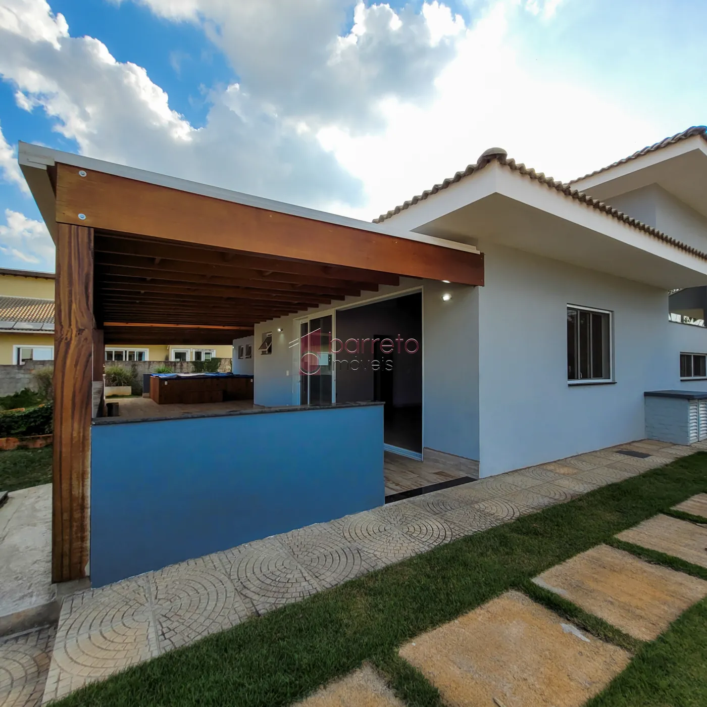 CASA PARA LOCAÇÃO OU VENDA NO CONDOMÍNIO HARAS PINDORAMA – CABREÚVA/SP