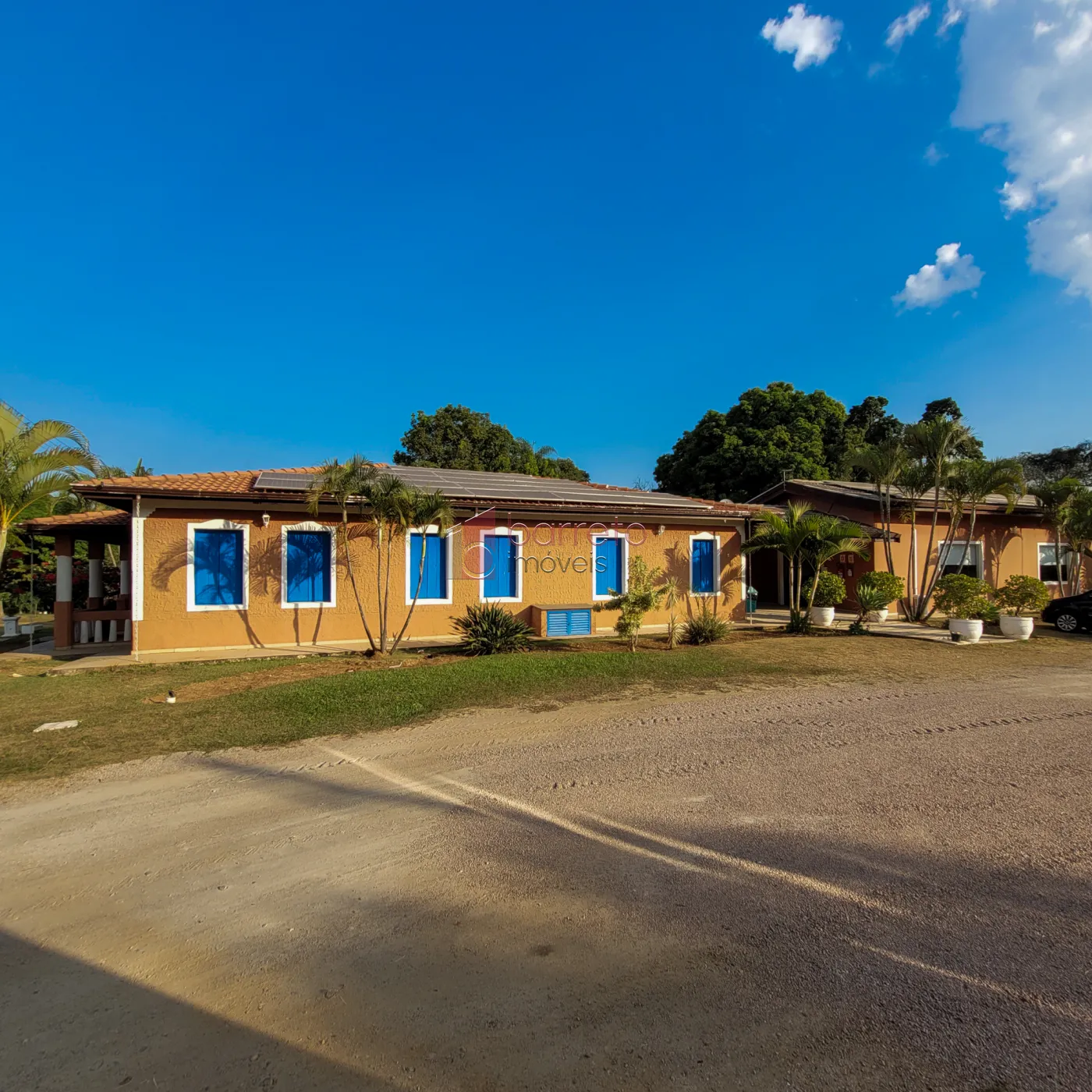 CASA PARA LOCAÇÃO OU VENDA NO CONDOMÍNIO HARAS PINDORAMA – CABREÚVA/SP