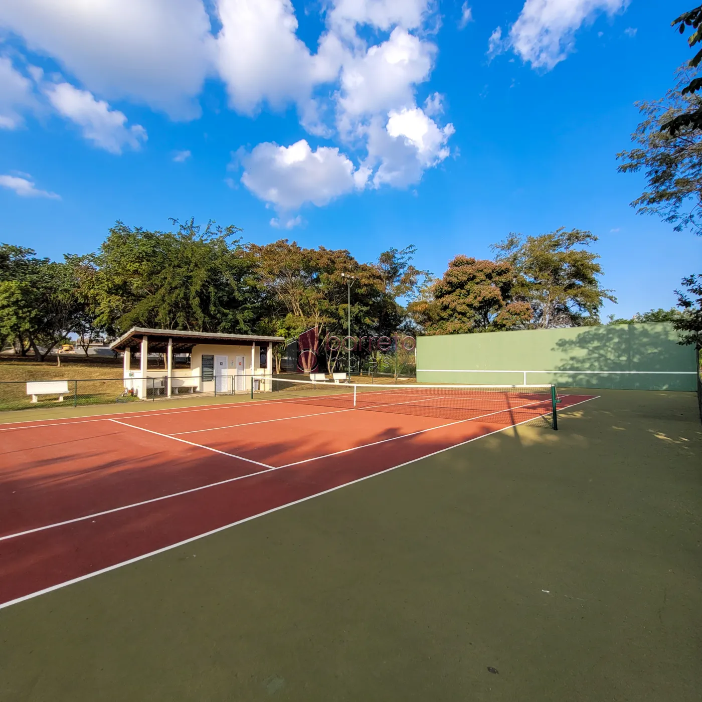 CASA PARA LOCAÇÃO OU VENDA NO CONDOMÍNIO HARAS PINDORAMA – CABREÚVA/SP