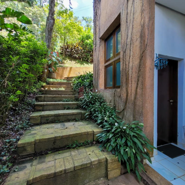 CASA À VENDA NO CONDOMÍNIO CAPITAL VILLE EM CAJAMAR/SP