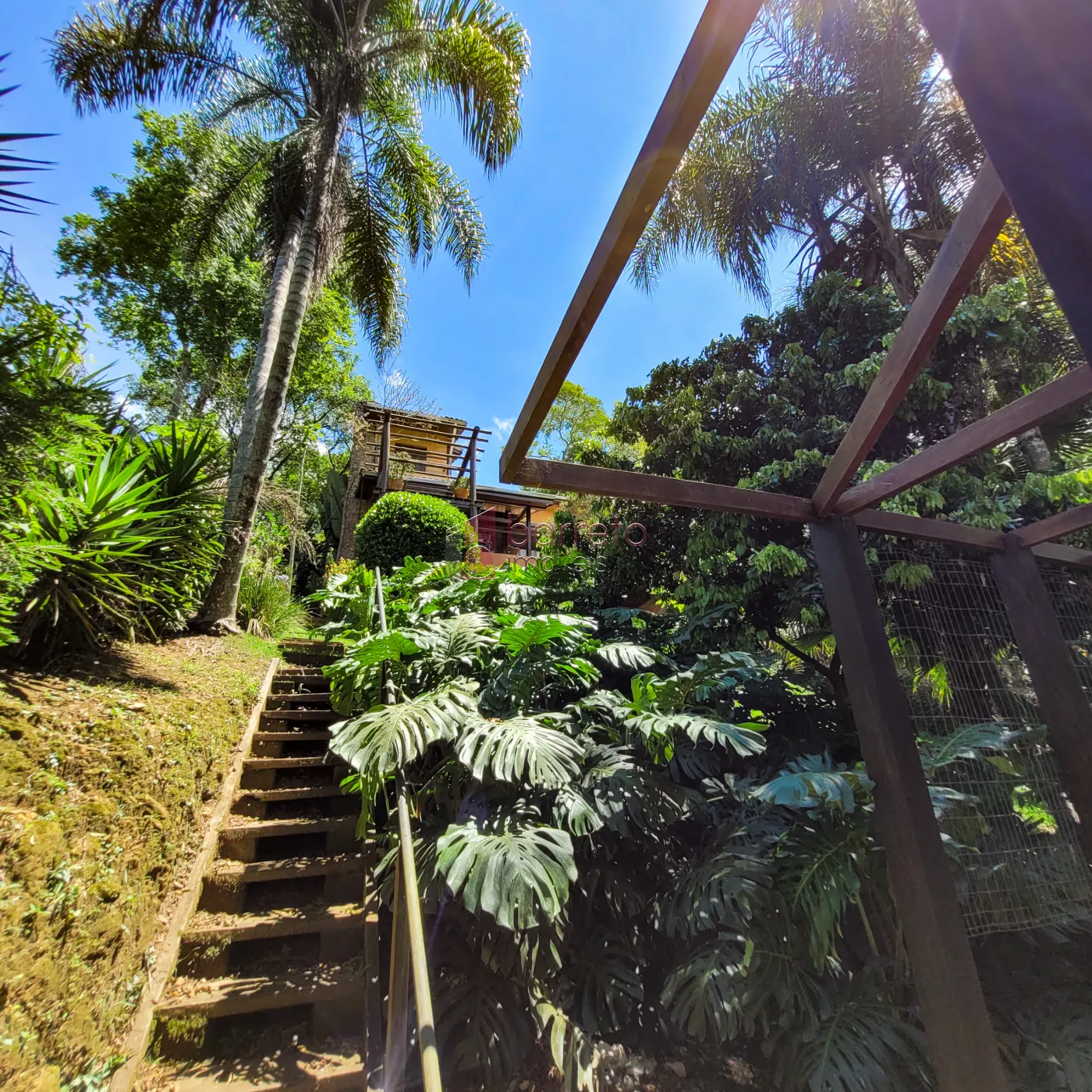 CASA À VENDA NO CONDOMÍNIO CAPITAL VILLE EM CAJAMAR/SP
