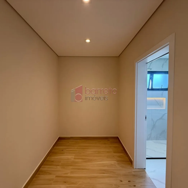 CASA SOBRADO COM 03 SUÍTES À VENDA NO CONDOMÍNIO VILLAGIO AZZURE – ITUPEVA/SP