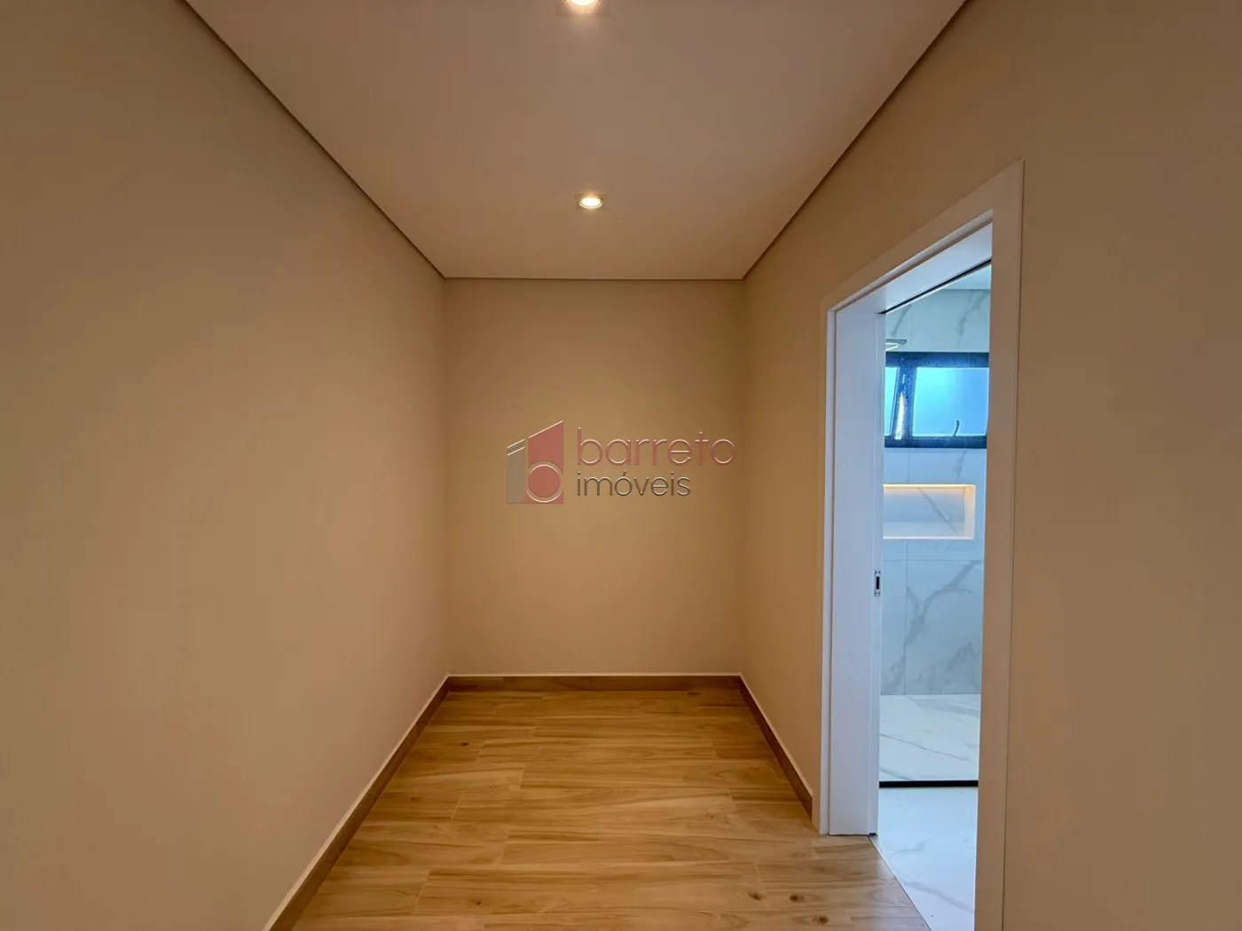 CASA SOBRADO COM 03 SUÍTES À VENDA NO CONDOMÍNIO VILLAGIO AZZURE – ITUPEVA/SP