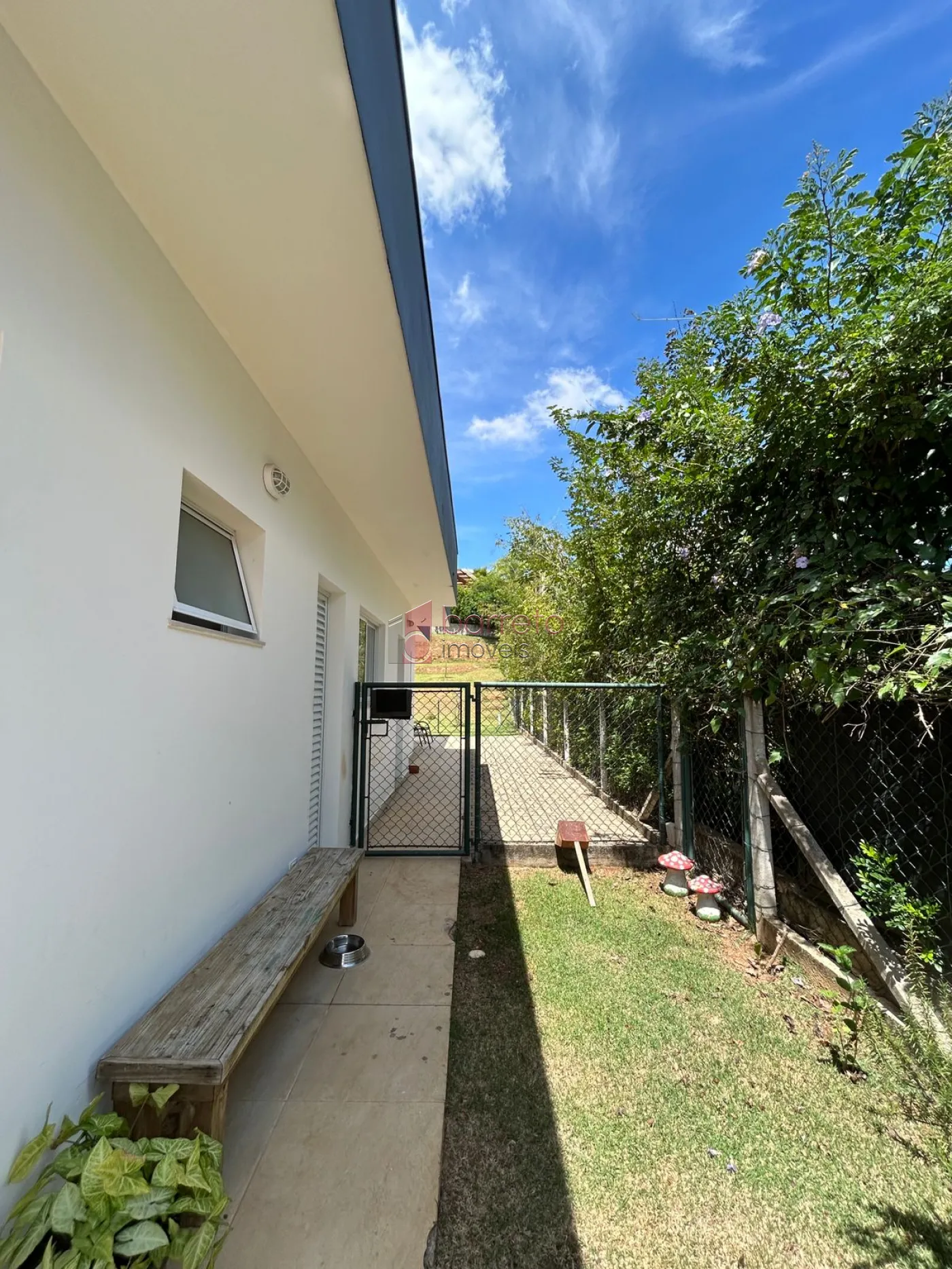 CASA À VENDA NO CONDOMÍNIO COLINAS DE INHANDJARA EM ITUPEVA/SP