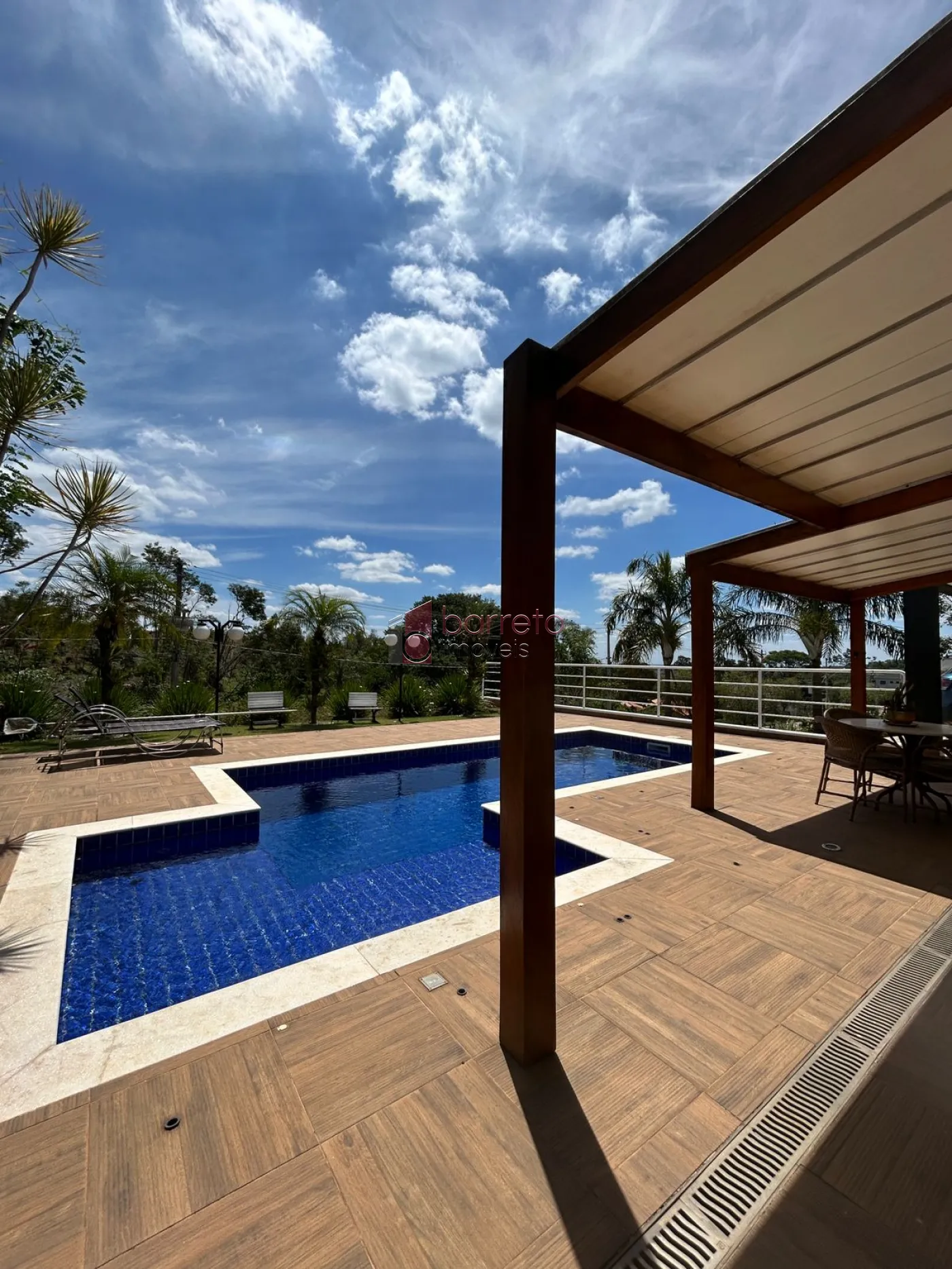 CASA À VENDA NO CONDOMÍNIO COLINAS DE INHANDJARA EM ITUPEVA/SP