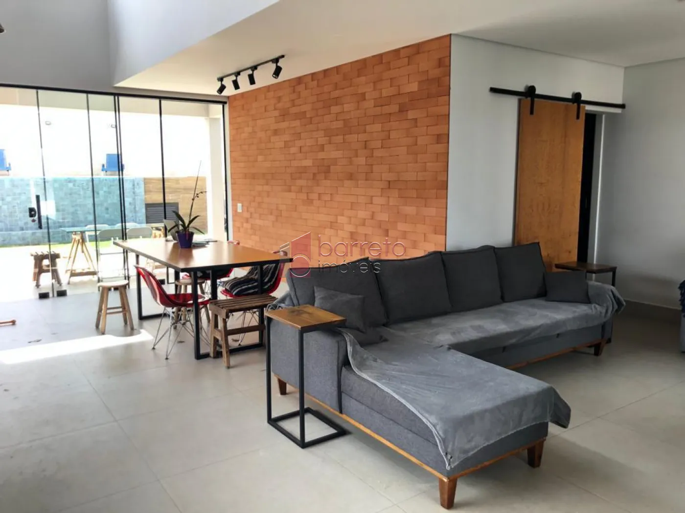 CASA SOBRADO COM 03 DORMITÓRIOS À VENDA NO CONDOMÍNIO IBI ARAM II – ITUPEVA/SP.