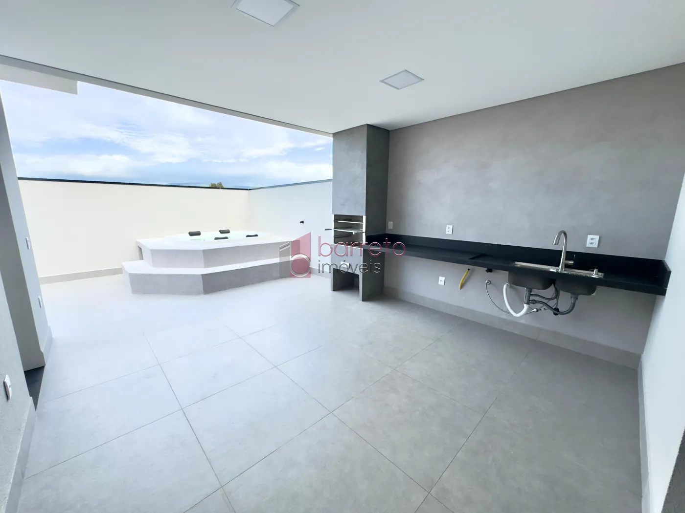 CASA COM 3 SUÍTES À VENDA NO CONDOMÍNIO PHYTUS – CABREÚVA/SP