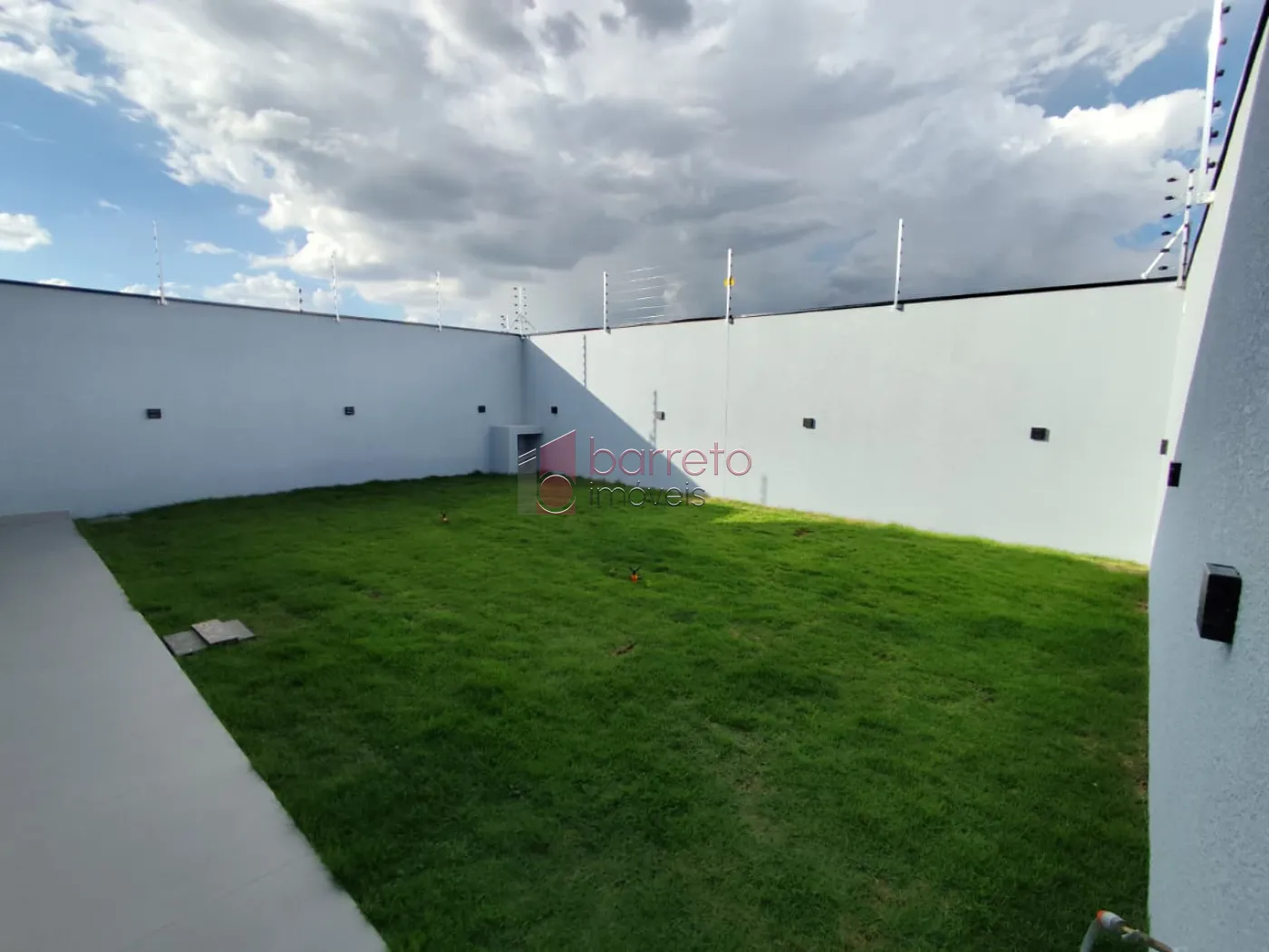 CASA TÉRREA COM 03 QUARTOS À VENDA NO JARDIM JAPÃO – ITUPEVA/SP