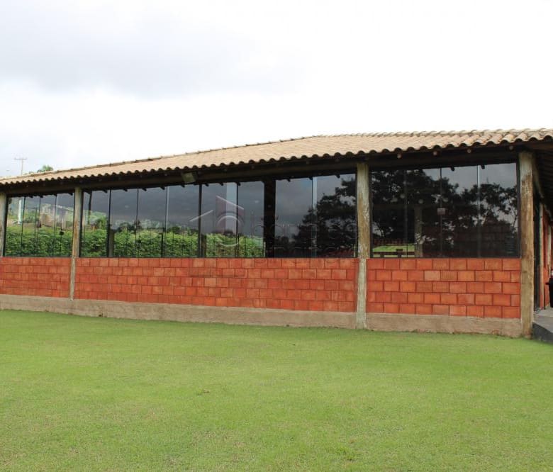 CASA TÉRREA MOBILIADA PARA VENDA E LOCAÇÃO NO CONDOMÍNIO JARDIM DO RIBEIRÃO I – ITUPEVA/SP