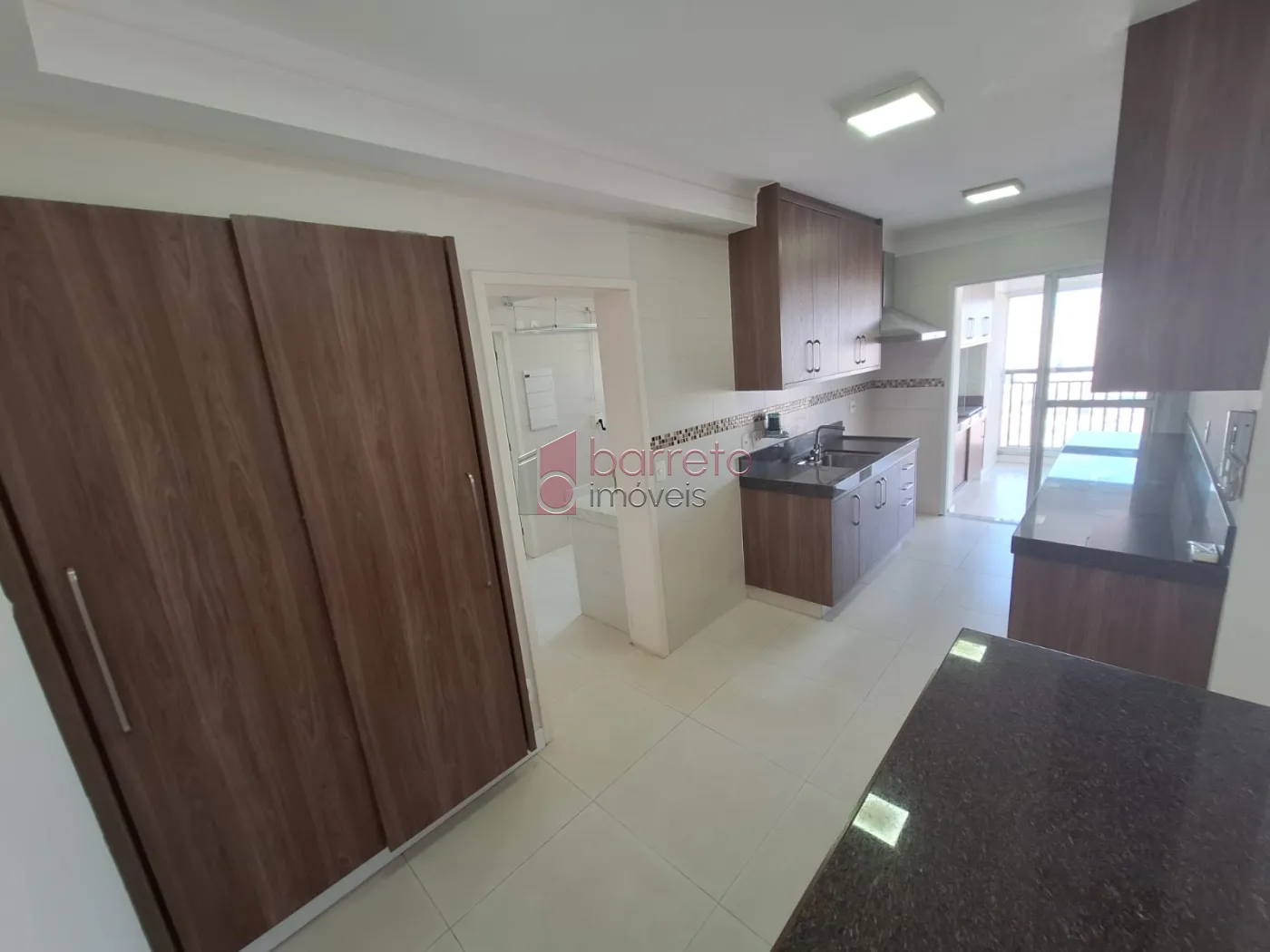 APARTAMENTO À VENDA NO CONDOMÍNIO ALTA VISTA EM JUNDIAÍ/SP