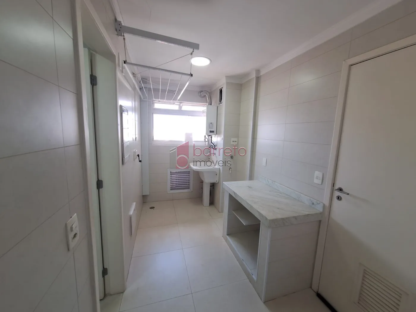 APARTAMENTO À VENDA NO CONDOMÍNIO ALTA VISTA EM JUNDIAÍ/SP