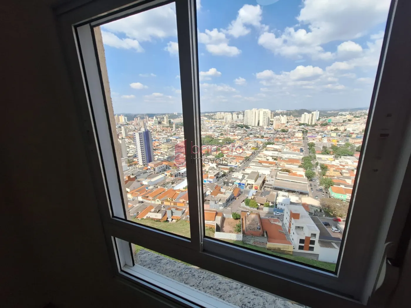 APARTAMENTO À VENDA NO CONDOMÍNIO ALTA VISTA EM JUNDIAÍ/SP