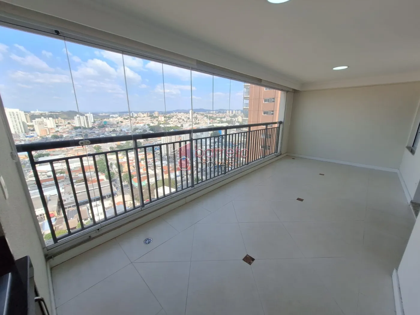 APARTAMENTO À VENDA NO CONDOMÍNIO ALTA VISTA EM JUNDIAÍ/SP