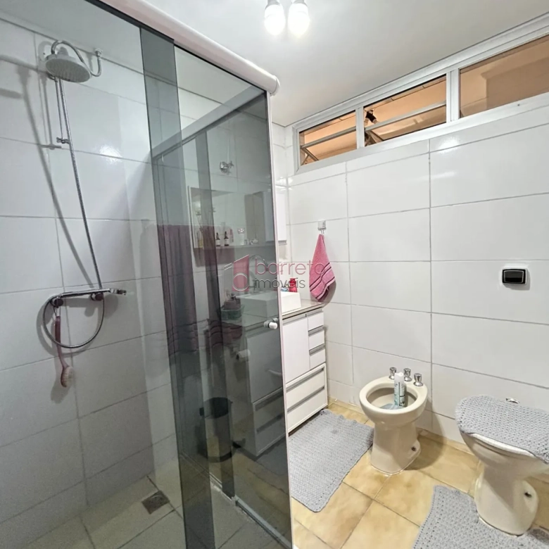 APARTAMENTO À VENDA NO EDIFÍCIO EURICO LOURENÇÃO EM JUNDIAÍ/SP