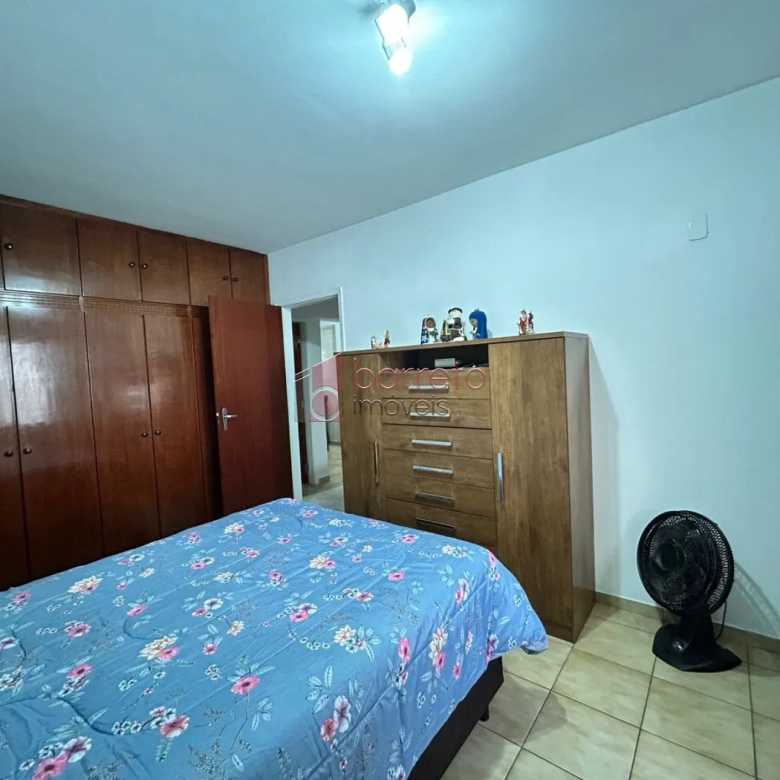 APARTAMENTO À VENDA NO EDIFÍCIO EURICO LOURENÇÃO EM JUNDIAÍ/SP