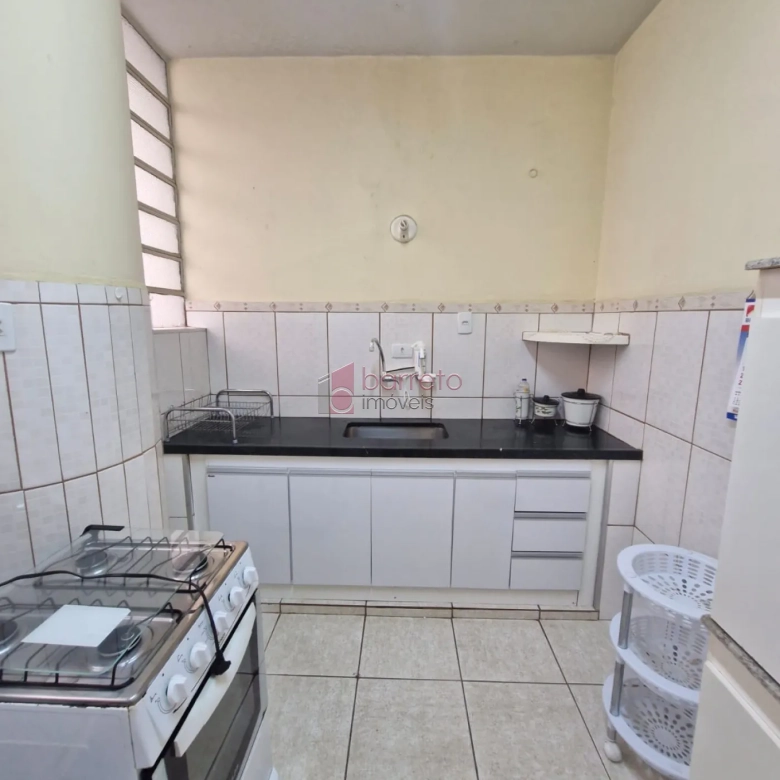APARTAMENTO MOBILIADO PARA LOCAÇÃO E VENDA NO EDÍFICIO ANTÔNIO FARINA – JUNDIAÍ/SP