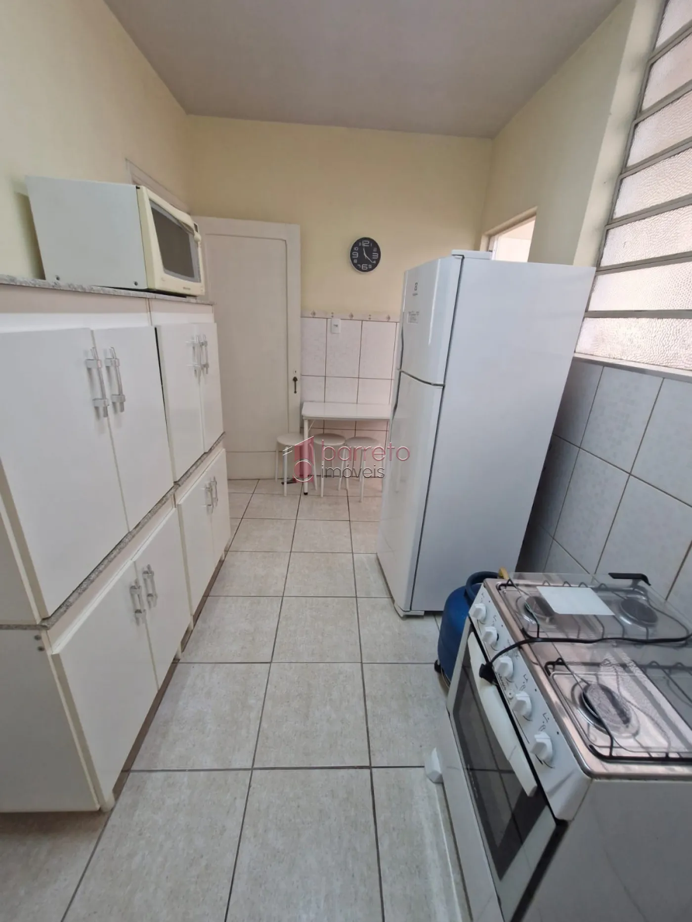 APARTAMENTO MOBILIADO PARA LOCAÇÃO E VENDA NO EDÍFICIO ANTÔNIO FARINA – JUNDIAÍ/SP