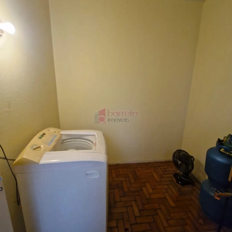 APARTAMENTO MOBILIADO PARA LOCAÇÃO E VENDA NO EDÍFICIO ANTÔNIO FARINA – JUNDIAÍ/SP
