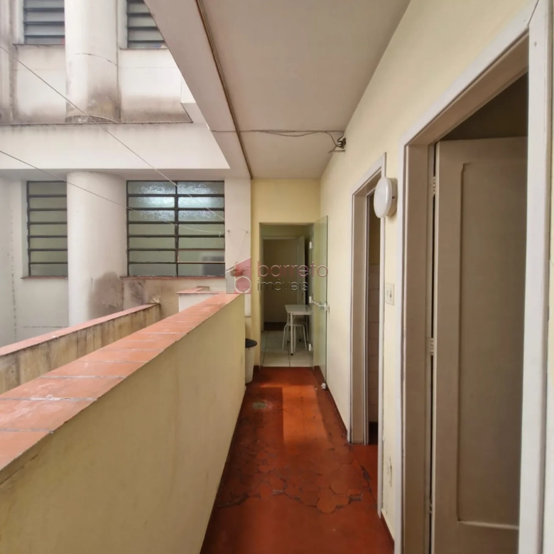 APARTAMENTO MOBILIADO PARA LOCAÇÃO E VENDA NO EDÍFICIO ANTÔNIO FARINA – JUNDIAÍ/SP