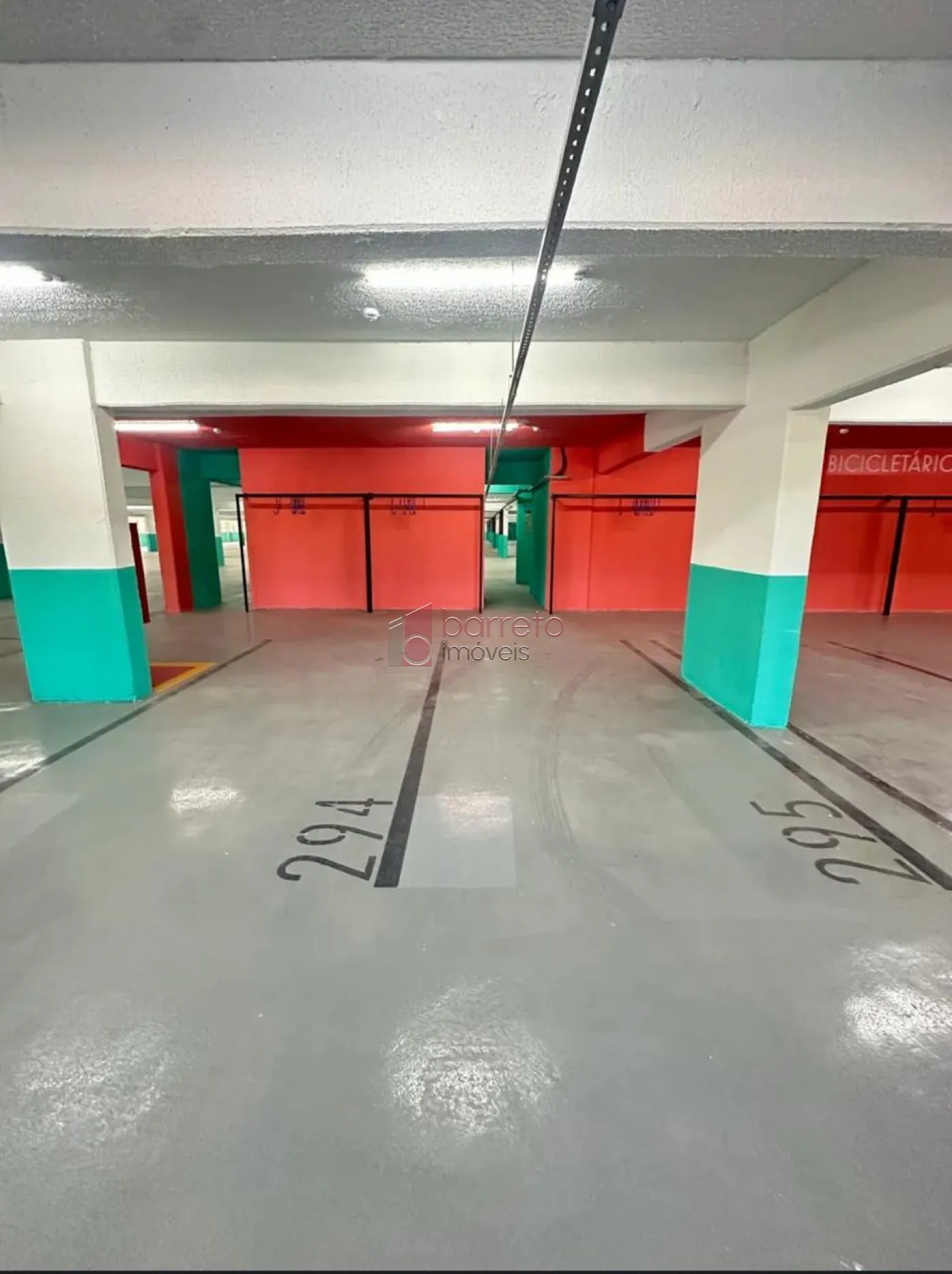 APARTAMENTO À VENDA NO CONDOMÍNIO RESORT PRIME NO BAIRRO ENGORDADOURO EM JUNDIAÍ/SP