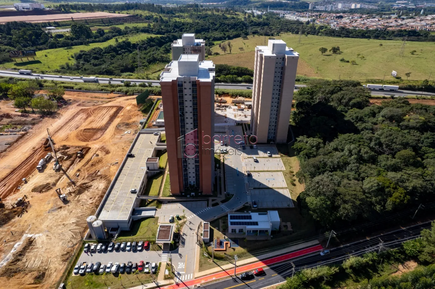 APARTAMENTO À VENDA NO CONDOMÍNIO DIFFERENZIATO – JUNDIAÍ/SP