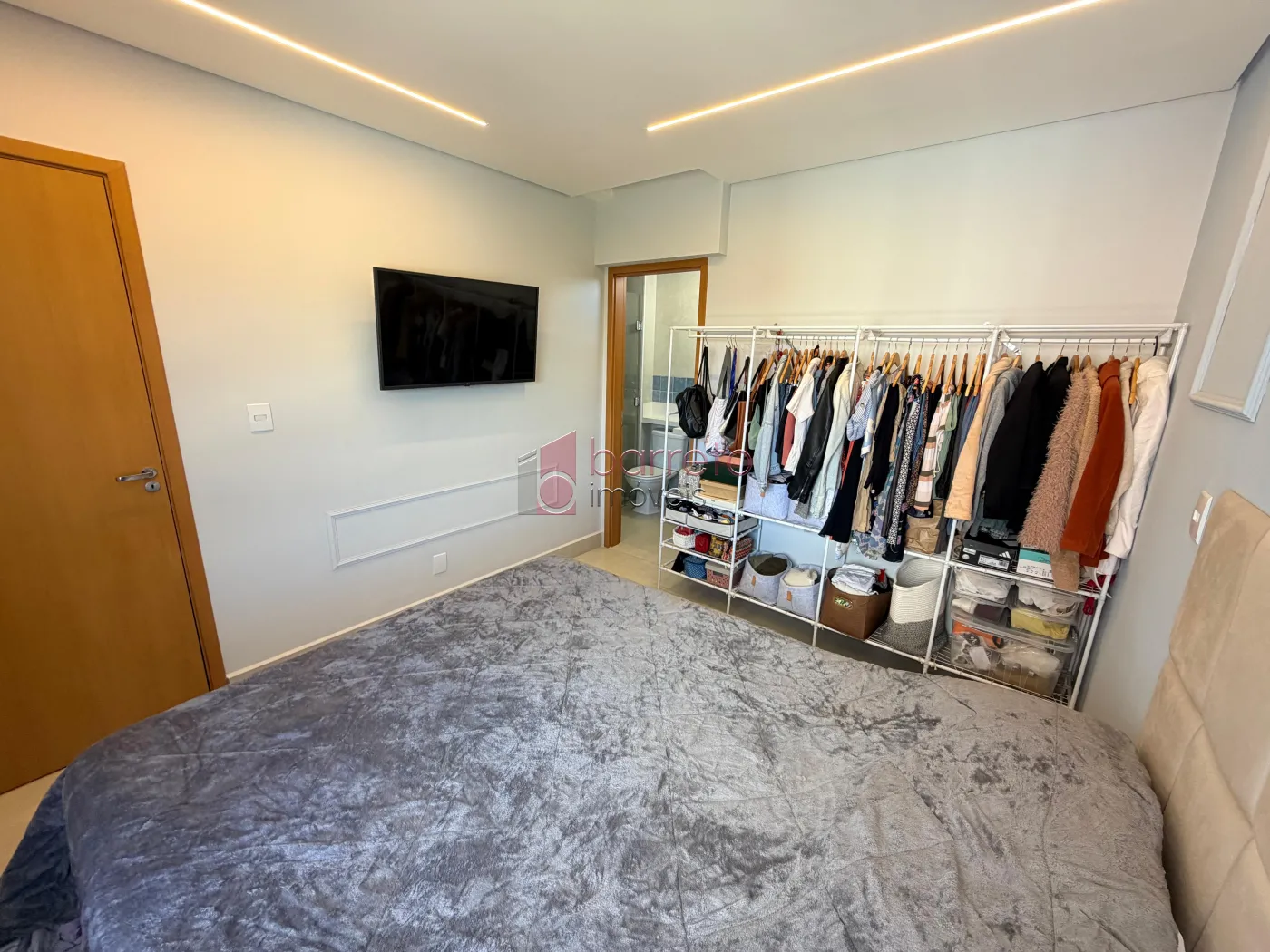 APARTAMENTO À VENDA NO CONDOMÍNIO RESIDENCIAL VALLIS EM JUNDIAÍ/SP