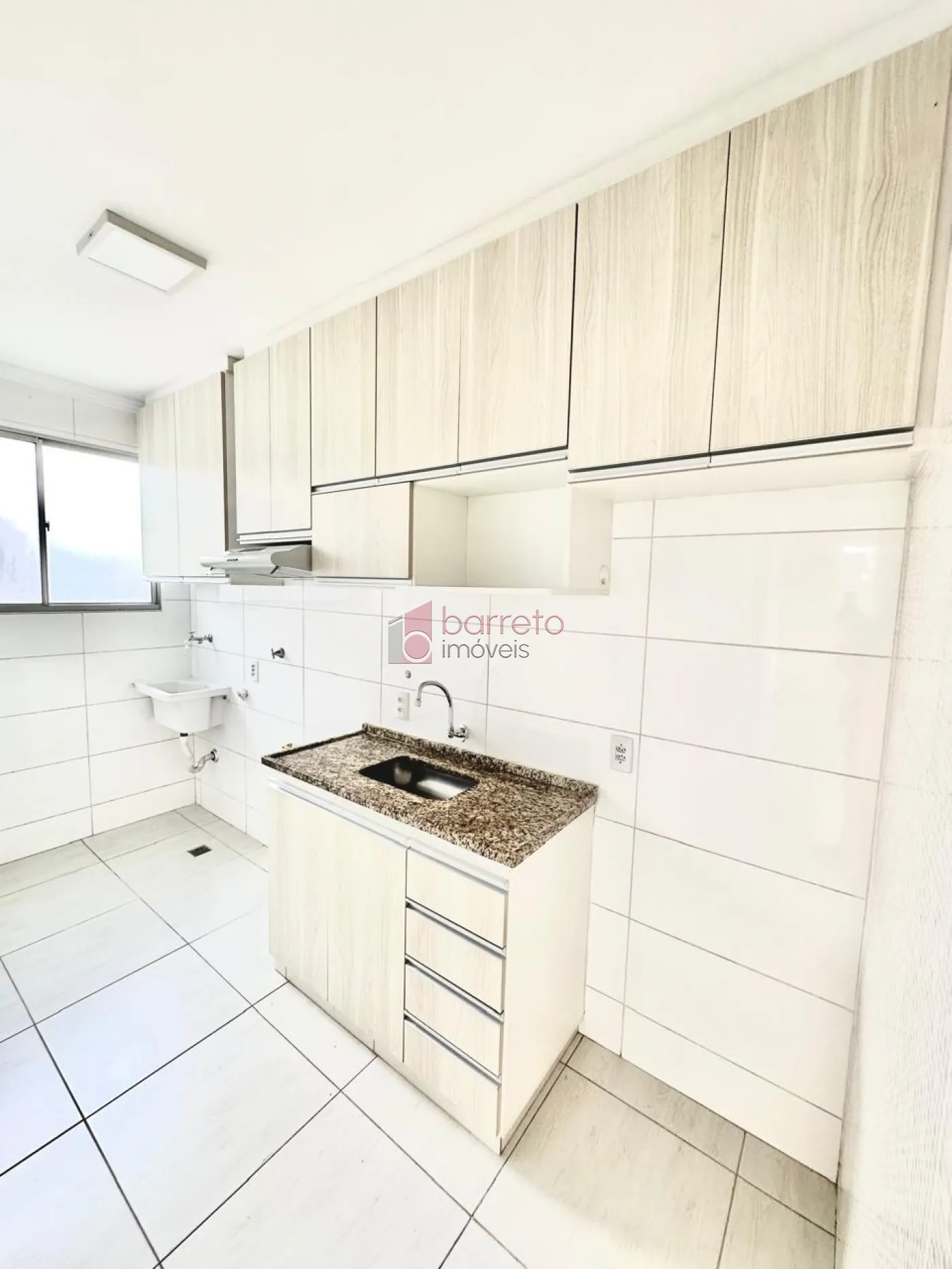 APARTAMENTO À VENDA NO CONDOMÍNIO EMBIRUÇU – RESERVA DO JAPI – JUNDIAÍ/SP