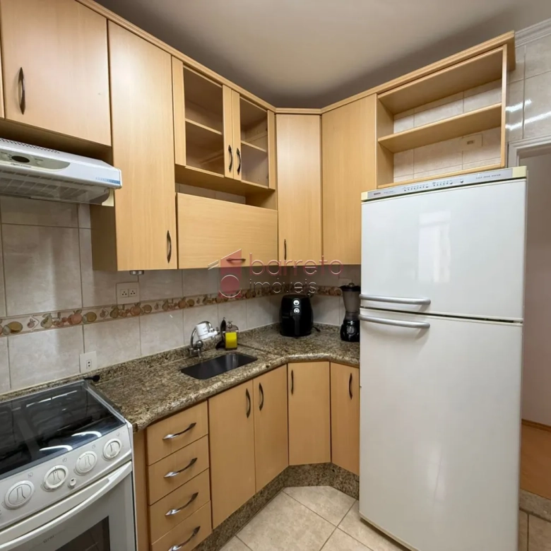 APARTAMENTO MOBILIADO COM 03 QUARTOS À VENDA NO EDIFÍCIO NAPOLI – JUNDIAÍ/SP