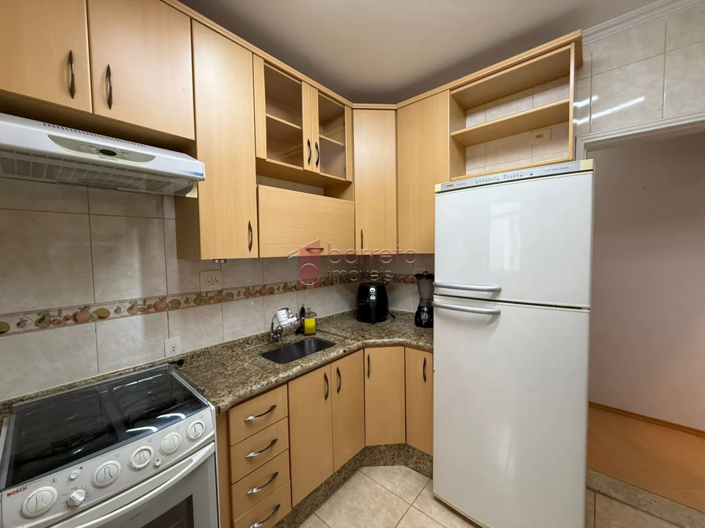 APARTAMENTO MOBILIADO COM 03 QUARTOS À VENDA NO EDIFÍCIO NAPOLI – JUNDIAÍ/SP